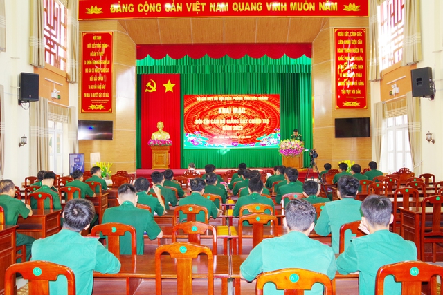 Quang cảnh lễ khai mạc hội thi cán bộ giảng dạy chính trị năm 2023.