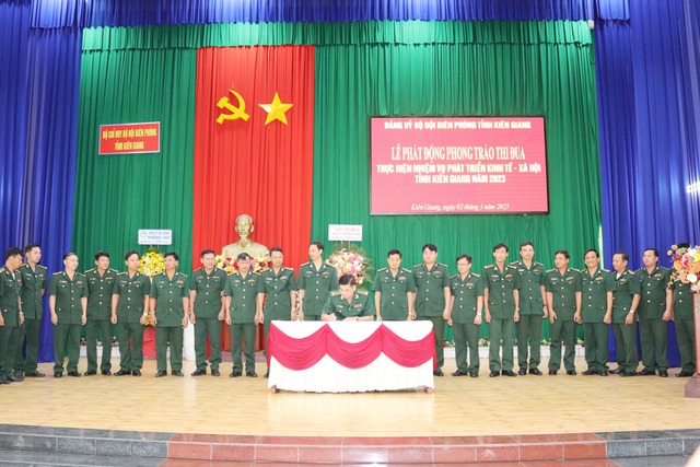 Lễ phát động phong trào thi đua thực hiện nhiệm vụ phát triển kinh tế - xã hội tỉnh Kiên Giang năm 2023.