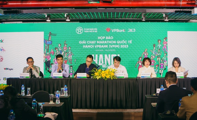 VPBank bất ngờ ra mắt sân chơi mới đẳng cấp dành cho cộng đồng chạy bộ: VPBank Hanoi International Marathon 2023 - Ảnh 1.