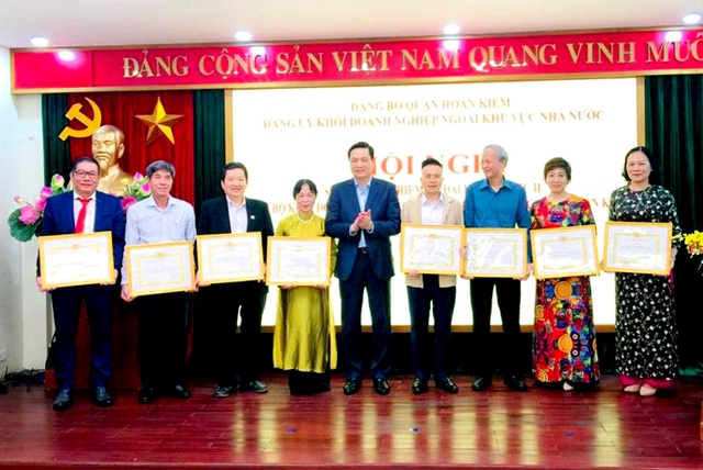 Quận Hoàn Kiếm - Hà Nội: Tạo môi trường thuận lợi cho doanh nghiệp phát triển sản xuất kinh doanh - Ảnh 1.