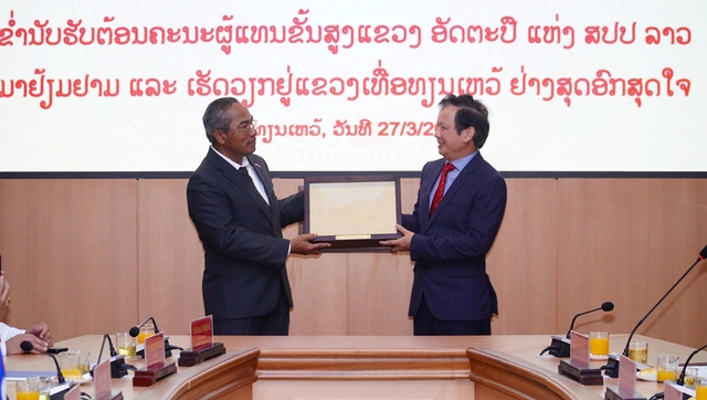 Thừa Thiên Huế: Lãnh đạo tỉnh tiếp, làm việc với đoàn đại biểu cấp cao tỉnh Attapu, CHDCND Lào - Ảnh 4.