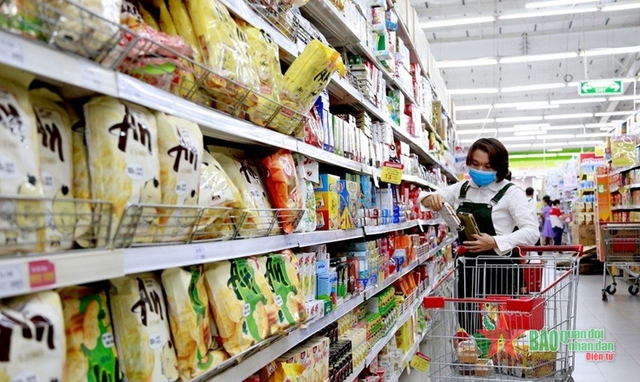 Hà Nội: Tổng doanh thu bán lẻ hàng hóa và doanh thu dịch vụ tiêu dùng quý I/2023 tăng 12,6% - Ảnh 1.