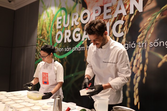 Thưởng thức hương vị hữu cơ châu Âu tại Việt Nam - Naturland giới thiệu về tương lai của nông nghiệp hữu cơ - Ảnh 3.