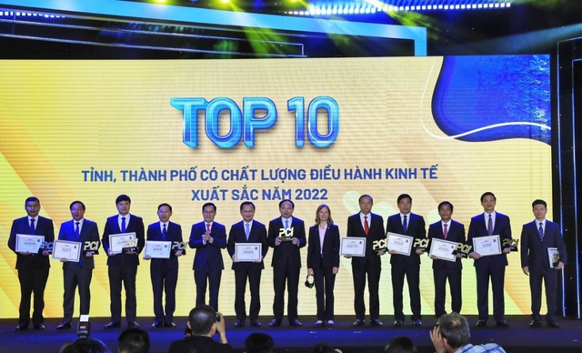 Tỉnh Bắc Giang lần đầu tiên vươn lên đứng thứ 2 trên bảng xếp hạng chỉ số PCI - Ảnh 2.