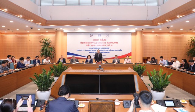 50 địa phương Việt Nam, 12 địa phương Pháp tham gia hội nghị hợp tác, phát triển - Ảnh 2.