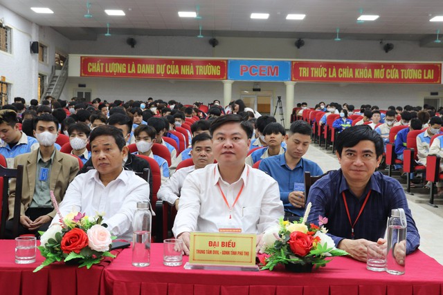 Trường Cao đẳng Cơ điện Phú Thọ tổ chức sản giao dịch việc làm  cho học sinh, sinh viên - Ảnh 5.