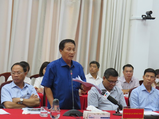 Ông Nguyễn Chí Kiên – Phó GĐ Sở TN&MT TP.Cần Thơ, trả lời về việc xử lý 148 khu dân cư tự phát, và dự án Khu nhà ở của cán bộ, giảng viên trường Đại học Cần Thơ.