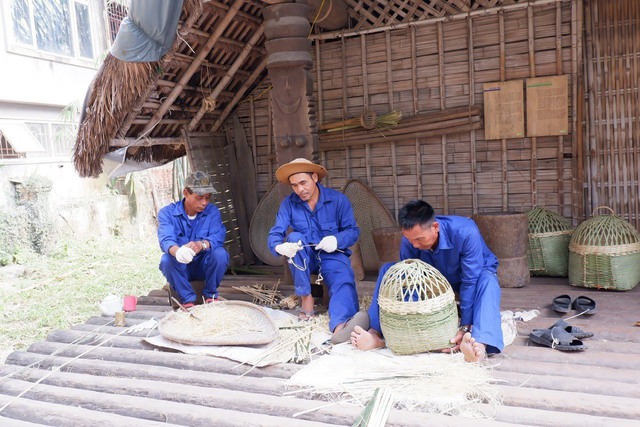 Bảo tồn nhà dài, gìn giữ bản sắc văn hóa của đồng bào Ê Đê - Ảnh 11.