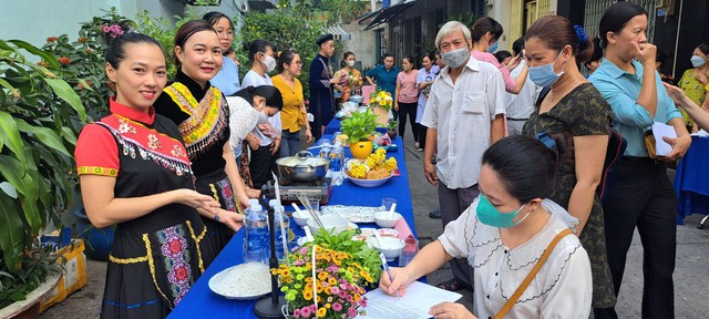 Nhiều món ăn lạ trong ngày “Văn hóa các dân tộc Việt Nam” phường 3, quận 6 - TP.HCM - Ảnh 1.