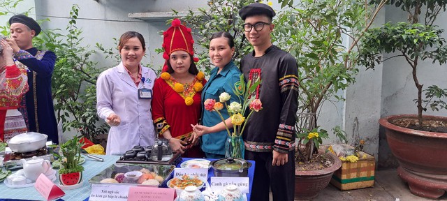 Nhiều món ăn lạ trong ngày “Văn hóa các dân tộc Việt Nam” phường 3, quận 6 - TP.HCM - Ảnh 4.