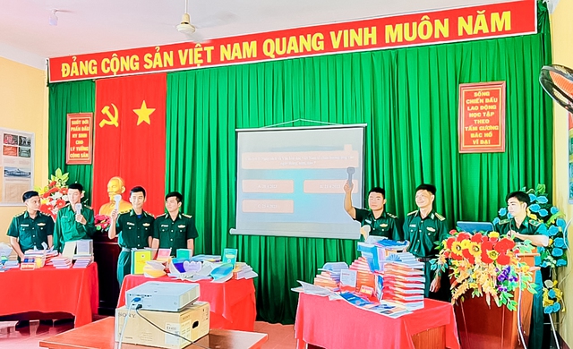 Đồn Biên phòng Lai Hòa, BĐBP Sóc Trăng phối tổ chức cuộc thi tìm hiểu về Ngày Sách và văn hóa đọc Việt Nam.