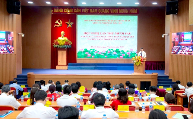 Đảng bộ quận Thanh Xuân tổ chức Hội nghị sơ kết giữa nhiệm kỳ thực hiện Nghị quyết Đại hội VI nhiệm kỳ 2020 - 2025 - Ảnh 1.