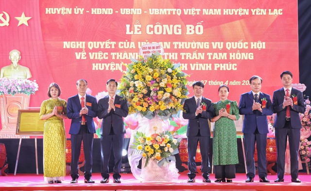 Vĩnh Phúc: Huyện Yên Lạc công bố quyết định thành lập thị trấn Tam Hồng  - Ảnh 2.