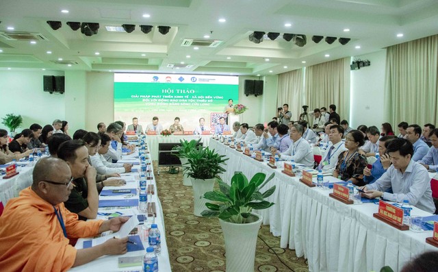 Quang cảnh Hội thảo Giải pháp phát triển kinh tế - xã hội bền vững đối với đồng bào dân tộc thiểu số vùng Đồng bằng sông Cửu Long&quot;.