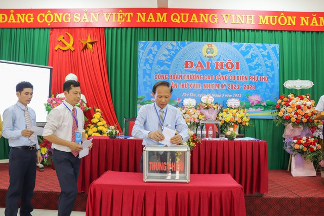 Trường Cao đẳng Cơ điện Phú Thọ tổ chức Đại hội Công đoàn lần thứ XVIII, nhiệm kỳ 2023 - 2028 - Ảnh 6.