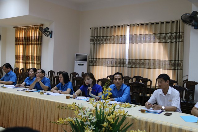 Thái Bình: Tọa đàm thực trạng hoạt động công đoàn, thực tiễn thi hành Luật Công đoàn 2012 - Ảnh 2.