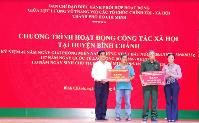 TP. Hồ Chí Minh: Chăm lo gia đình chính sách, hoàn cảnh khó khăn - Ảnh 1. TP. Hồ Chí Minh: Chăm lo gia đình chính sách, hoàn cảnh khó khăn - Ảnh 1.