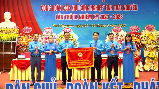 Công đoàn các KCN tỉnh Thái Nguyên: Tổ chức thành công Đại hội lần thứ IV, nhiệm kỳ 2023-2028 - Ảnh 3.