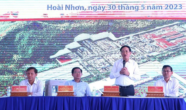 Bình Định: Thông tin chủ trương dự án Khu liên hợp gang thép Long Sơn và Cảng chuyên dung - Ảnh 1.