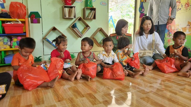 Kỷ niệm 10 năm Manulife Đại Việt: Tiếp bước hành trình vì tương lai trẻ thơ - Ảnh 2.
