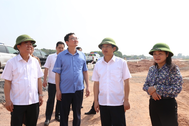 Thái Nguyên: Kiểm tra tiến độ một số DA trọng điểm trên địa bàn huyện Phú Bình - Ảnh 1.