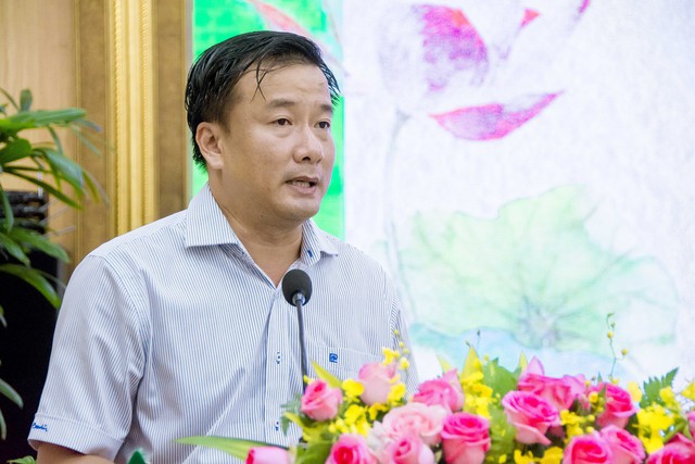 Ông Nguyễn Phước Thiện - Phó Chủ tịch UBND tỉnh Đồng Tháp phát biểu tại hội nghị.