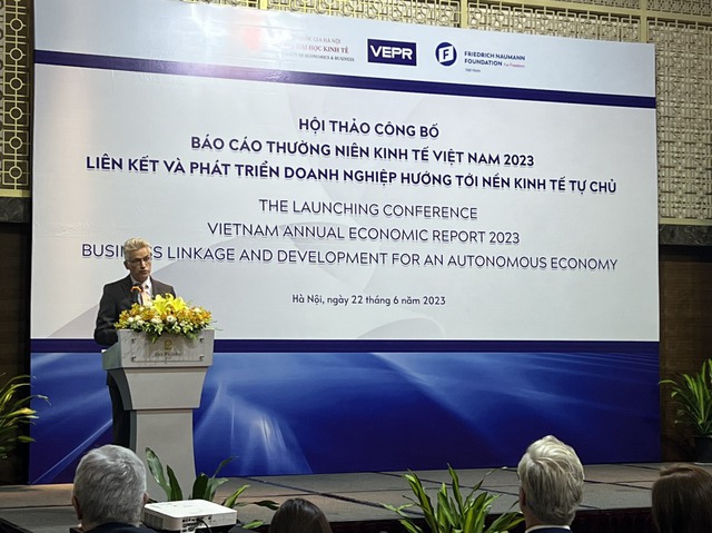 GS. TS. Andreas Stoffers: Xu hướng tăng trưởng nhanh của Việt Nam vẫn chưa kết thúc  - Ảnh 2.