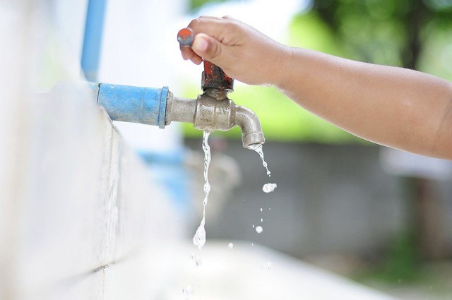 Hà Nội: Dự kiến tăng giá nước sạch từ tháng 7/2023 - Ảnh 1.
