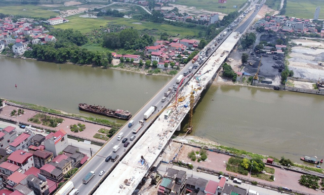 6 tháng đầu năm, Bắc Giang tăng trưởng kinh tế đứng thứ 2 cả nước - Ảnh 2. 6 tháng đầu năm, Bắc Giang tăng trưởng kinh tế đứng thứ 2 cả nước - Ảnh 2.