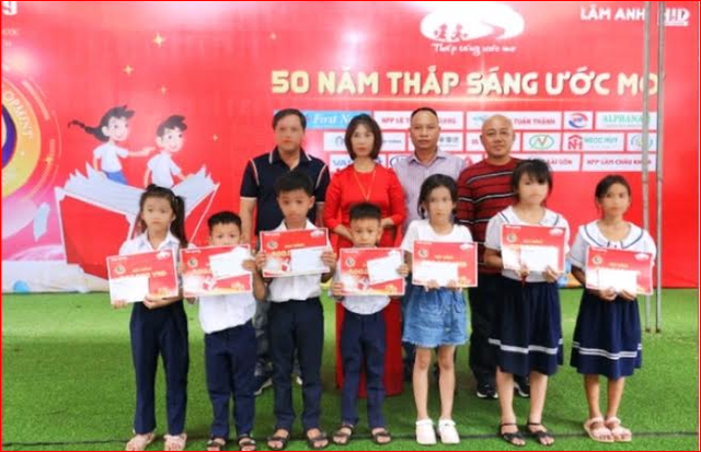 Tập đoàn Điện Quang: Chương trình 50 năm- Thắp sáng ước mơ  - Ảnh 3.