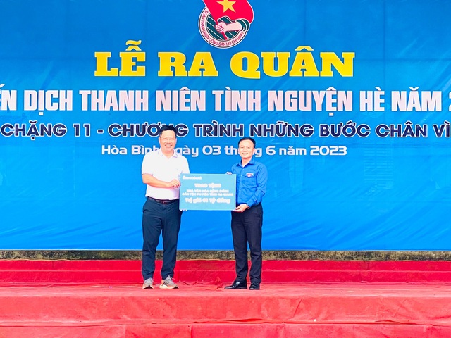  Tỉnh Hà Giang: Sacombank phát động chạy bộ gây quỹ xây nhà văn hóa cộng đồng Pu Péo   - Ảnh 1.