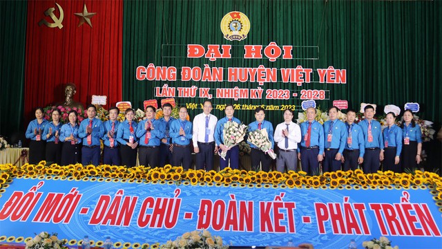 Công đoàn huyện Việt Yên tổ chức thành công Đại hội Công đoàn lần thứ IX, nhiệm kỳ 2023- 2028 - Ảnh 1.