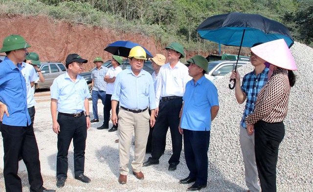 Nghệ An: Lãnh đạo UBND tỉnh kiểm tra hoạt động khai thác khoáng sản trên địa bàn - Ảnh 1.