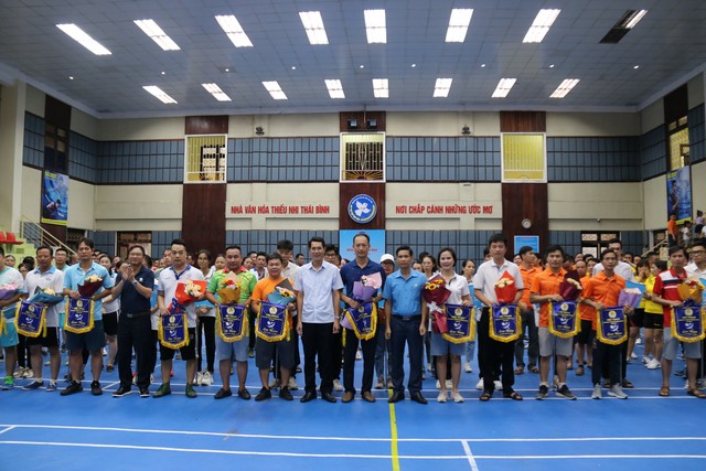 Thái Bình: Công đoàn ngành Xây dựng tổ chức Hội thao trong CNVCLĐ - Ảnh 2.