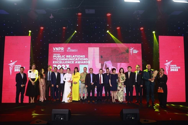 VNPR Awards 2023: Vinh danh các cá nhân, đơn vị xuất sắc ngành quan hệ công chúng và truyền thông - Ảnh 3.