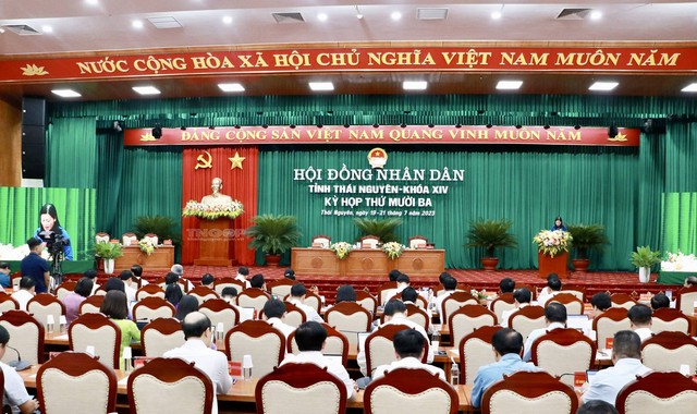 Thái Nguyên: Khai mạc Kỳ họp thứ Mười ba, HĐND tỉnh XIV nhiệm kỳ 2021-2026 - Ảnh 1.