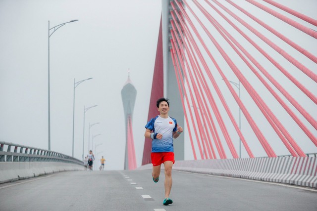 Nghệ An: Lần đầu tiên tổ chức giải marathon chuyên nghiệp với 4000 vận động viên tham gia. - Ảnh 3.