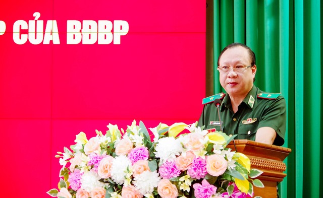 Thiếu tướng Nguyễn Hoài Phương - Phó Tư lệnh BĐBP phát biểu chỉ đạo tại diễn tập.