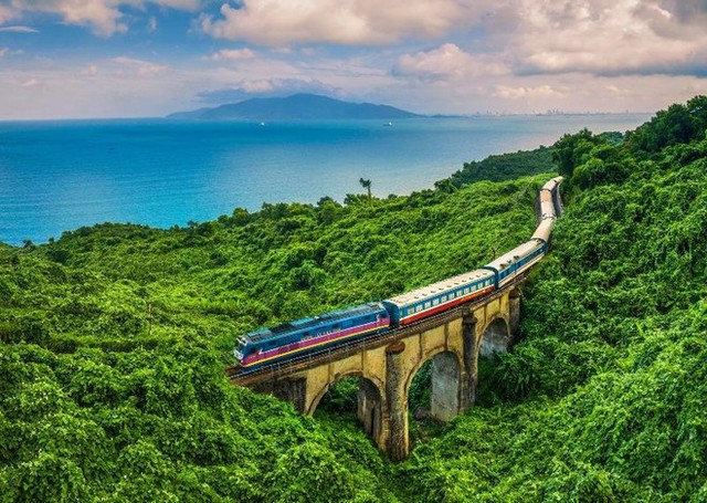 Hợp nhất công ty vận tải đường sắt Hà Nội và Sài Gòn trước năm 2025 - Ảnh 1.