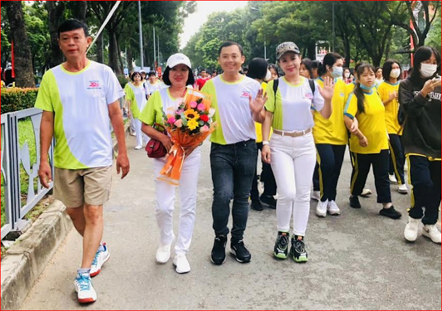 Quận Tân Phú: Tổ chức đi bộ đồng hành vì người nghèo năm 2023  - Ảnh 3.