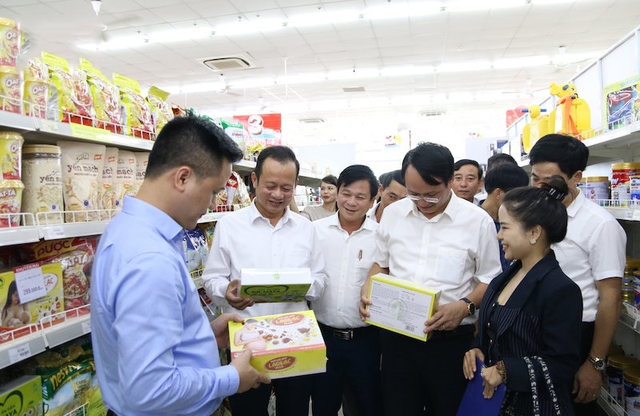 Huyện Thiệu Hóa: Hỗ trợ tiêu thụ, quảng bá sản phẩm OCOP - Ảnh 2.