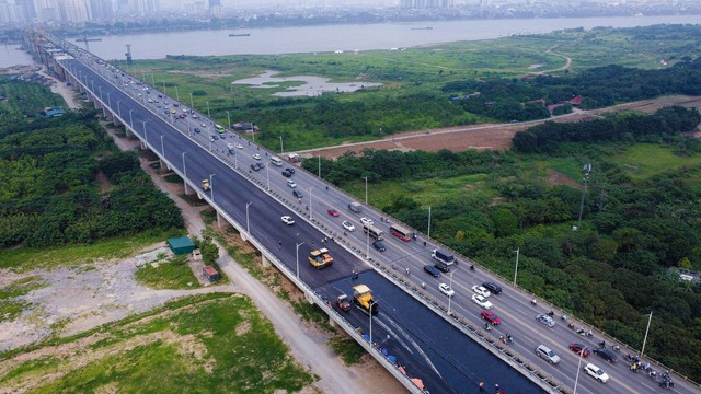 Cầu Vĩnh Tuy giai đoạn 2 sẽ thông xe vào ngày 30/8 - Ảnh 1.