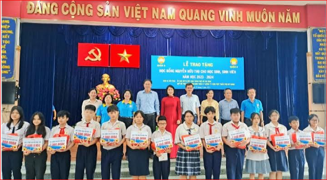 Quận 8, TP.Hồ Chí Minh: Chung tay chăm sóc, hỗ trợ học sinh bước vào năm học mới - Ảnh 1.
