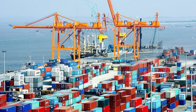 Thu ngân sách từ hoạt động xuất nhập khẩu trong tháng 7 giảm 14,6% - Ảnh 1.