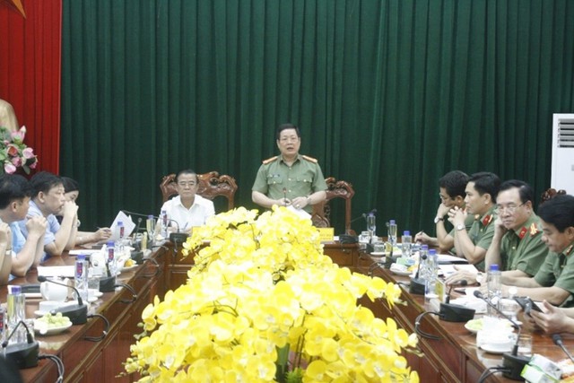 Thái Nguyên: Đảng ủy Công an tỉnh làm việc với Ban Thường vụ Huyện ủy Phú Bình - Ảnh 1.