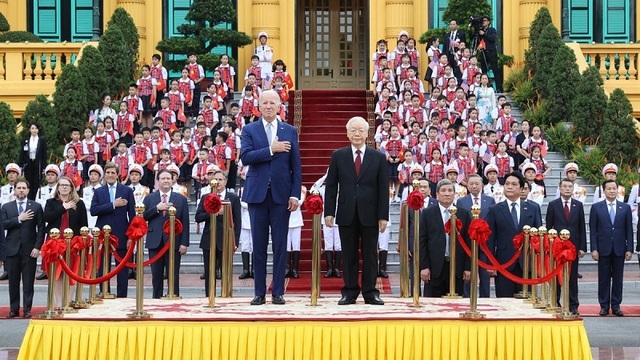Công an Hà Nội hoàn thành xuất sắc nhiệm vụ bảo vệ chuyến thăm của Tổng thống Mỹ - Ảnh 1.