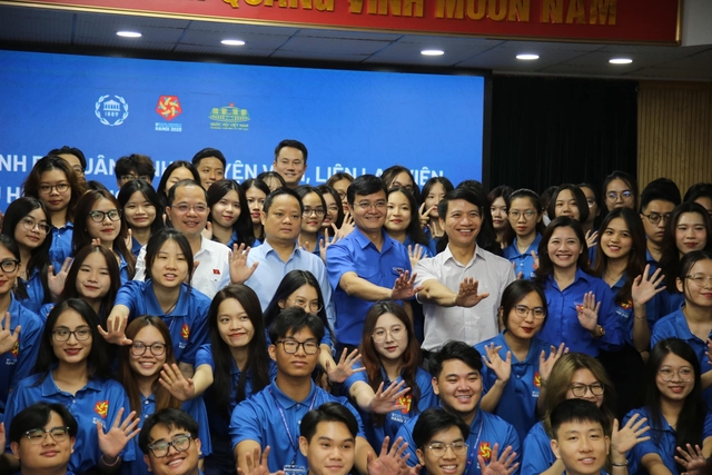 Liên lạc viên, tình nguyên viên Việt Nam đã sẵn sàng cho Hội nghị “Nghị sĩ trẻ toàn cầu lần thứ 9” - Ảnh 2.