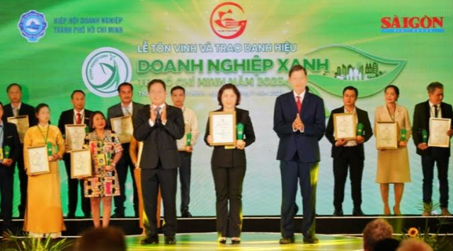 TP.Hồ Chí Minh: 90 doanh nghiệp nhận giải thưởng danh hiệu “Doanh nghiệp Xanh”  - Ảnh 2.