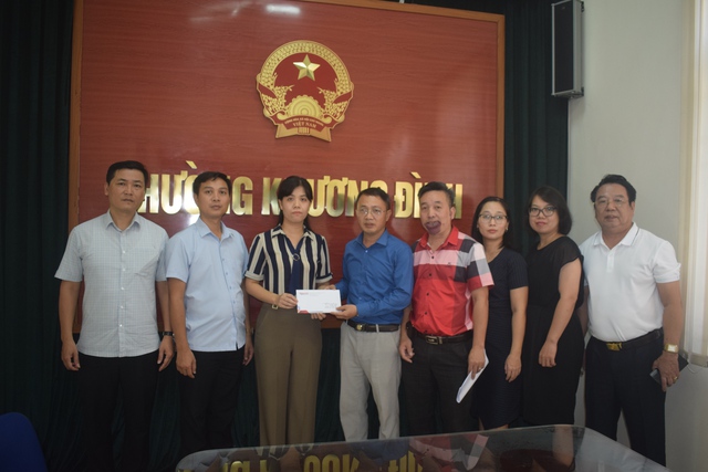 Tạp chí Doanh nghiệp và Tiếp thị ủng hộ nạn nhân vụ cháy chung cư mini phố Khương Hạ - Ảnh 2.