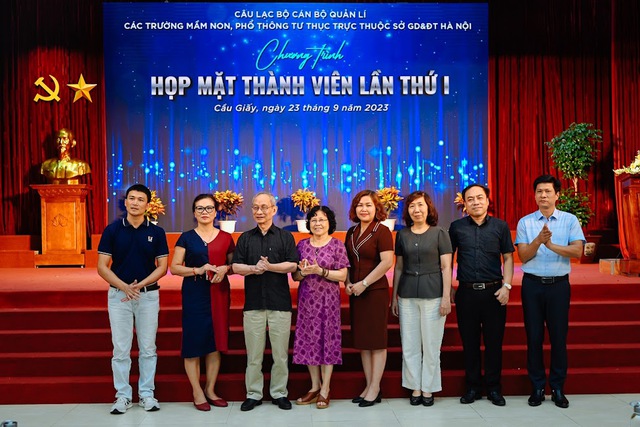 Câu lạc bộ cán bộ quản lý các trường mầm non, phổ thông tư thục trực thuộc Sở GD & ĐT Hà Nội tổ chức phiên họp toàn thể lần thứ nhất  - Ảnh 8.